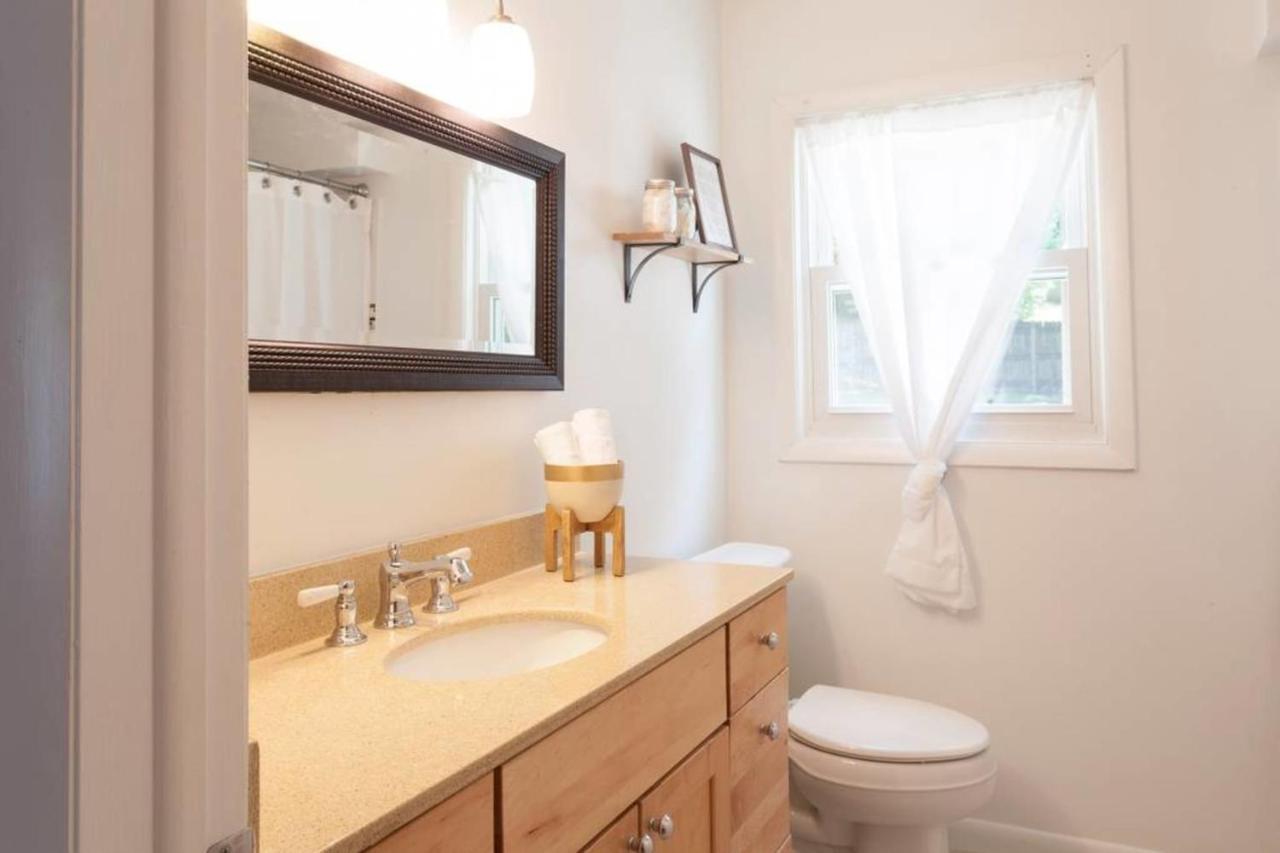 4 Bedroom In Sylvan Park